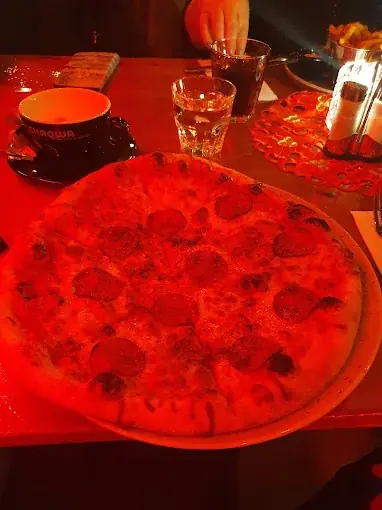 A pepperoni pizza